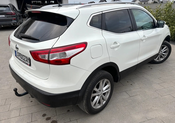 Nissan Qashqai cena 55900 przebieg: 64632, rok produkcji 2015 z Stopnica małe 254